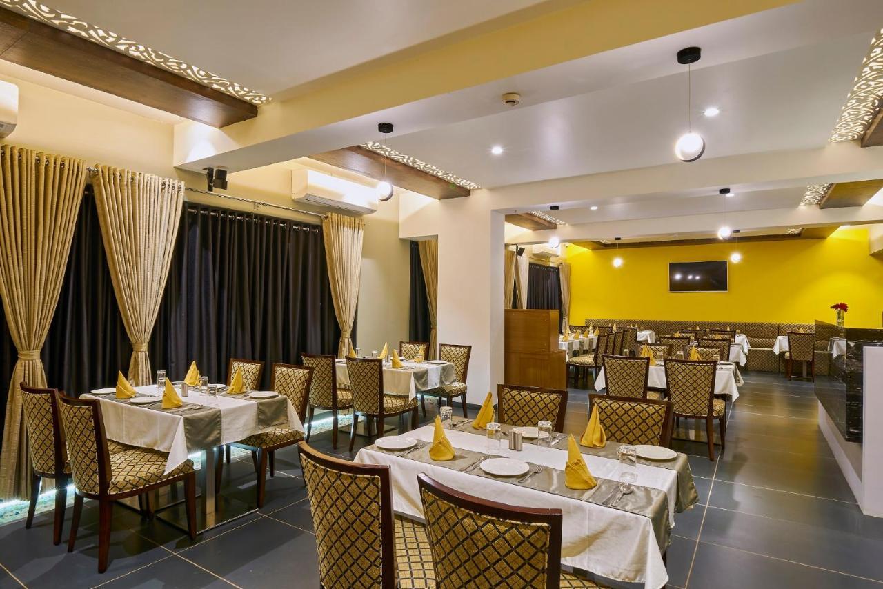 Hotel 3 Leaves Kolhapur Exterior photo